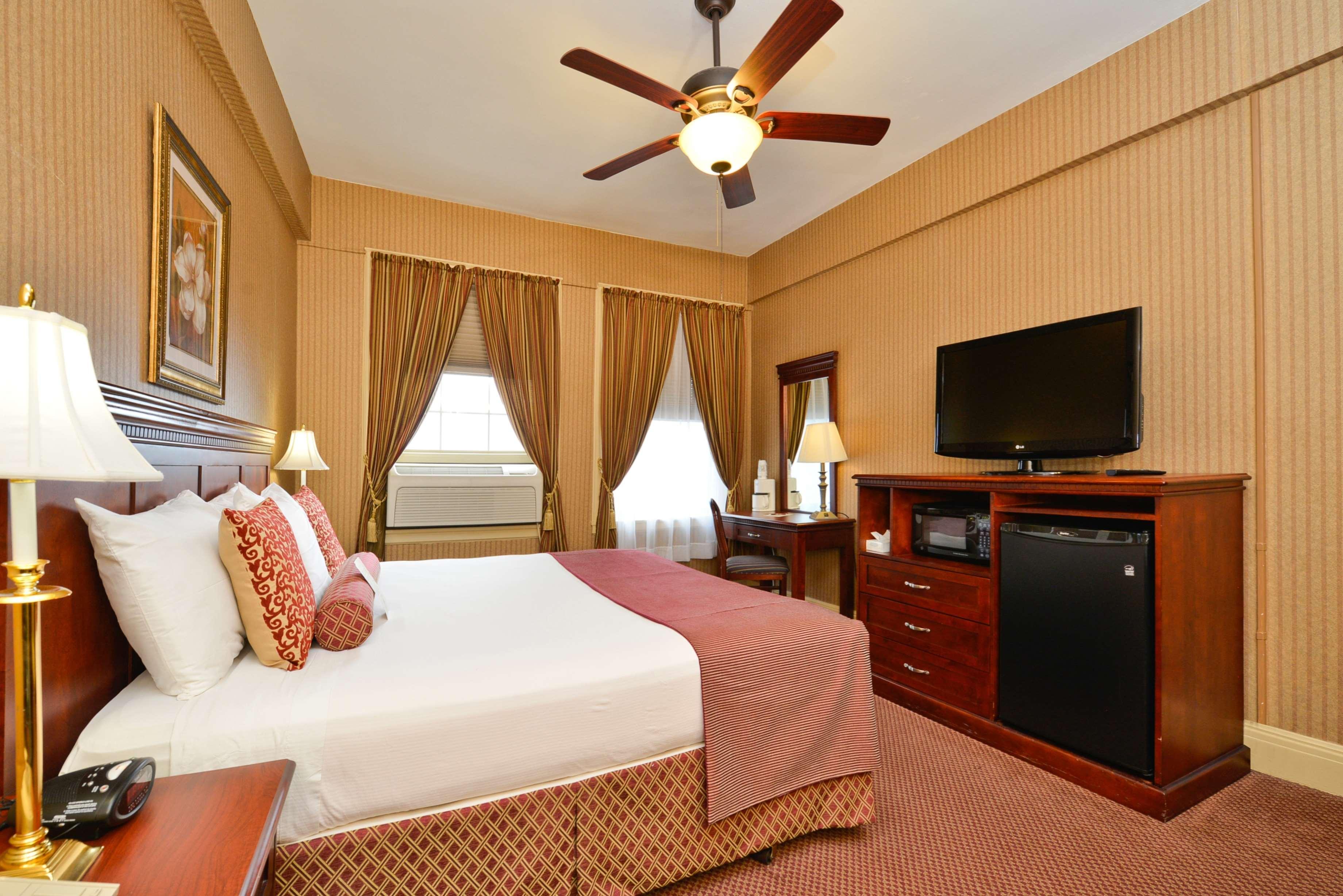 Best Western Plus Sidney Lodge Eksteriør bilde