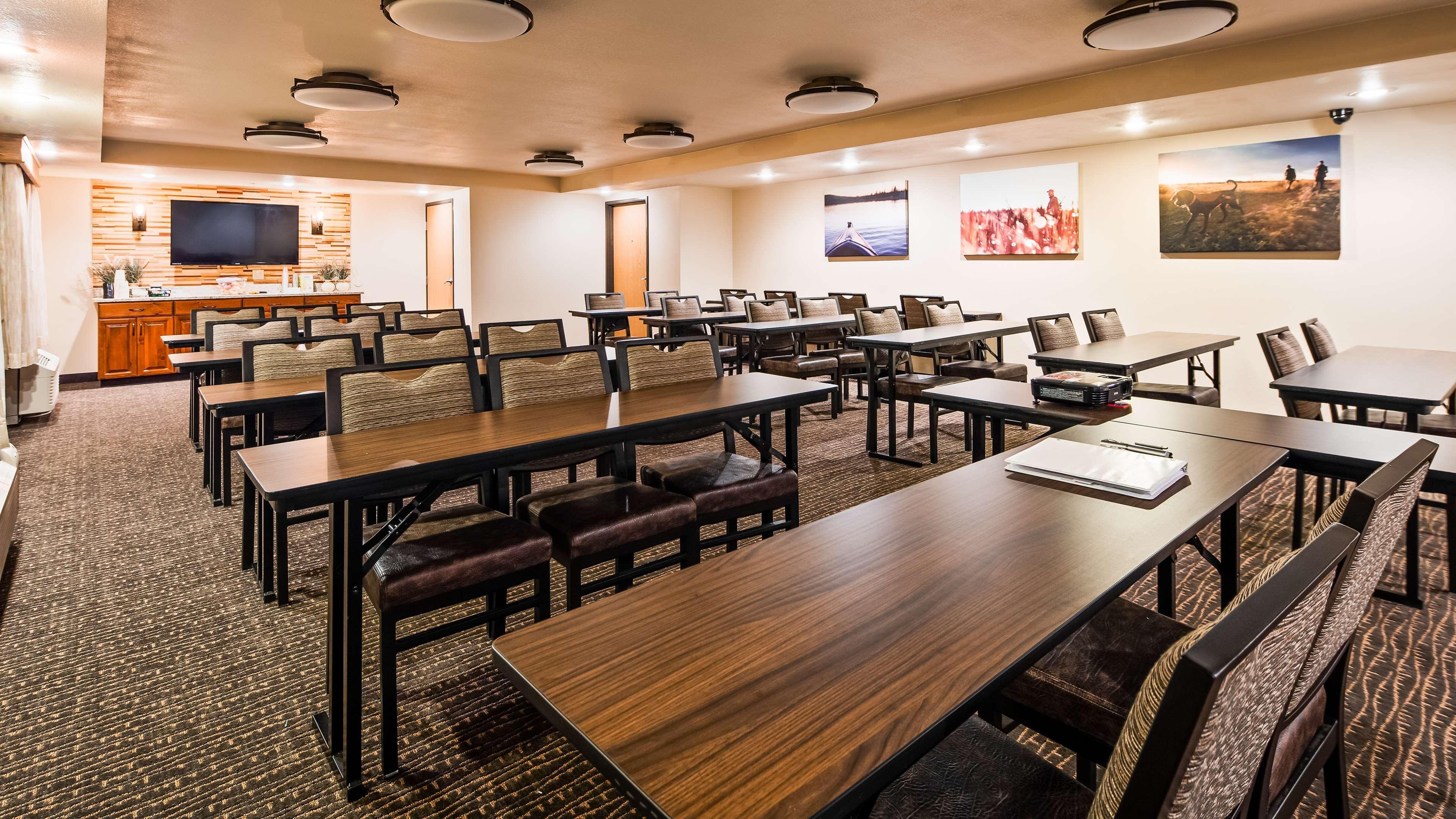 Best Western Plus Sidney Lodge Eksteriør bilde