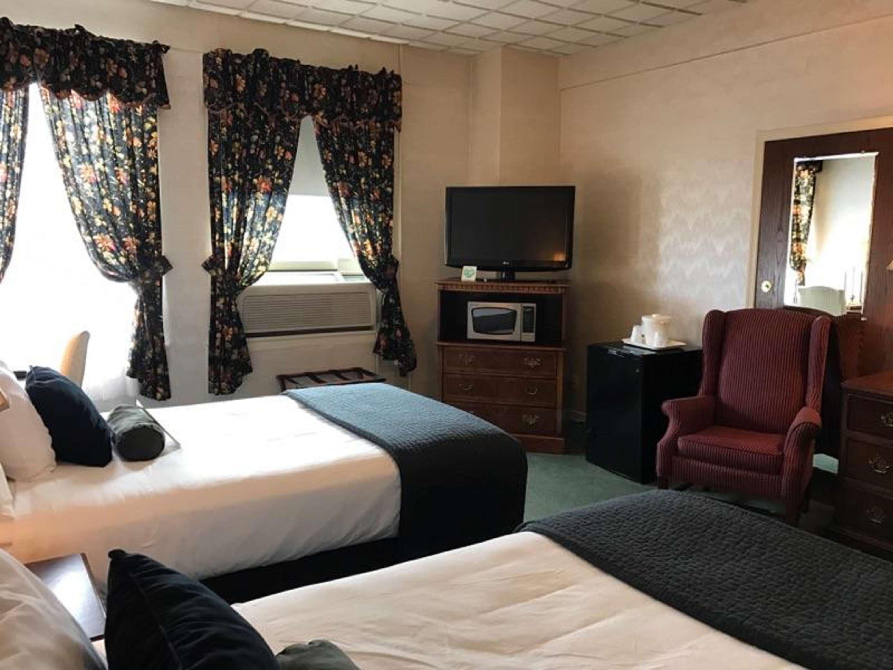 Best Western Plus Sidney Lodge Eksteriør bilde